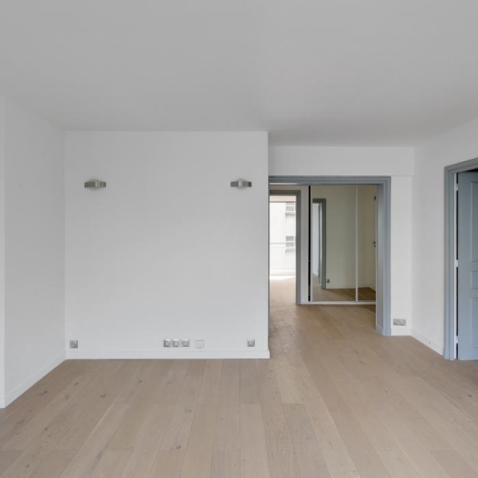  Annonces SURESNES : Appartement | PARIS (75015) | 60 m2 | 598 000 € 