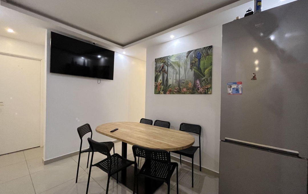 Annonces SURESNES : Appartement | COLOMBES (92700) | 10 m2 | 550 € 