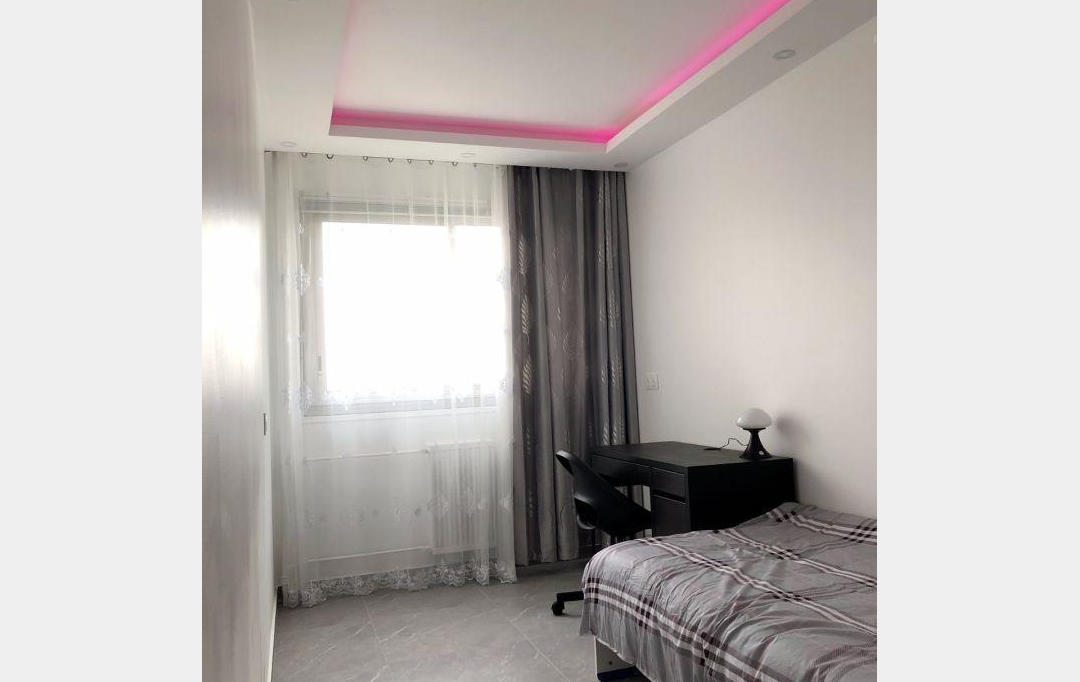 Annonces SURESNES : Appartement | COLOMBES (92700) | 10 m2 | 550 € 