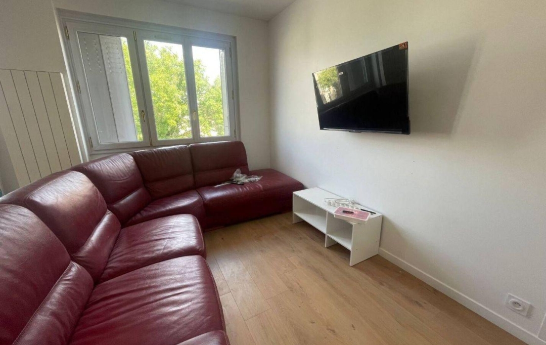 Annonces SURESNES : Appartement | LA COURNEUVE (93120) | 12 m2 | 620 € 