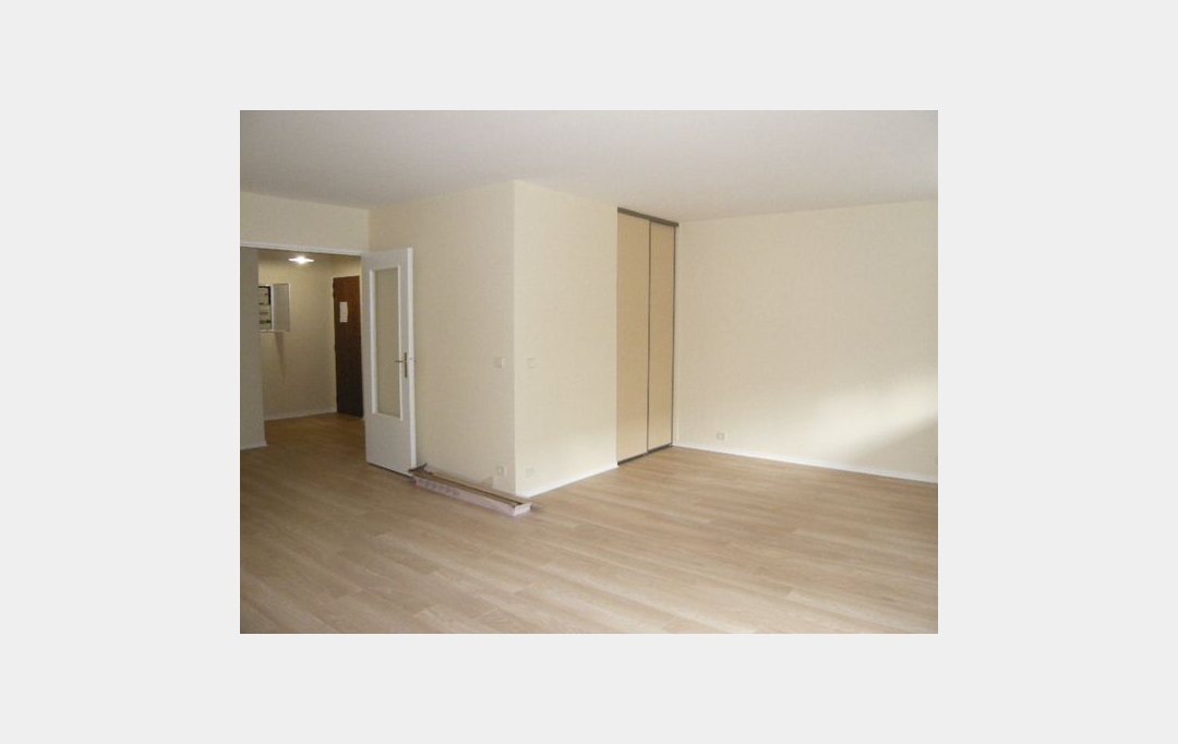 Annonces SURESNES : Appartement | BOULOGNE-BILLANCOURT (92100) | 85 m2 | 2 120 € 